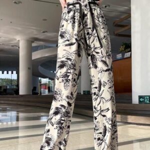 The Wide Leg Classic Trousers - بناطيل واسعة كلاسيكية