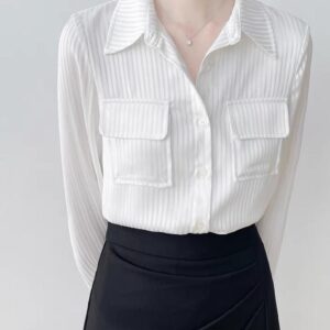 The Classic Pocket Shirt - قميص الجيوب الكلاسيكي