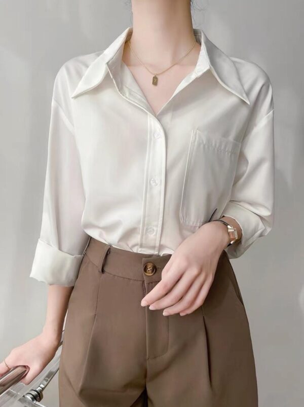 The Crisp White Pocket Shirt - قميص أبيض كلاسيكي بجيب