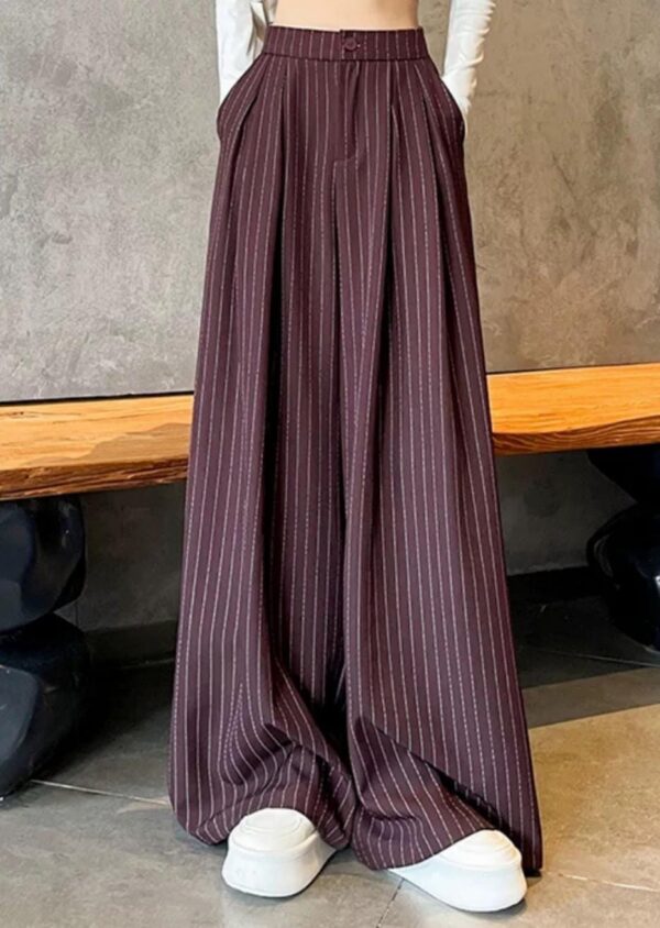 ⁦Pinstripe Wide-Leg Trousers | بنطال واسع مخطط - ستايل عصري⁩ - الصورة ⁦3⁩