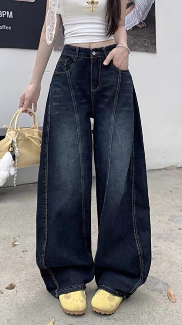 بنطلون جينز Dark Denim بقصة بالون Balloon Wide-Leg Jeans