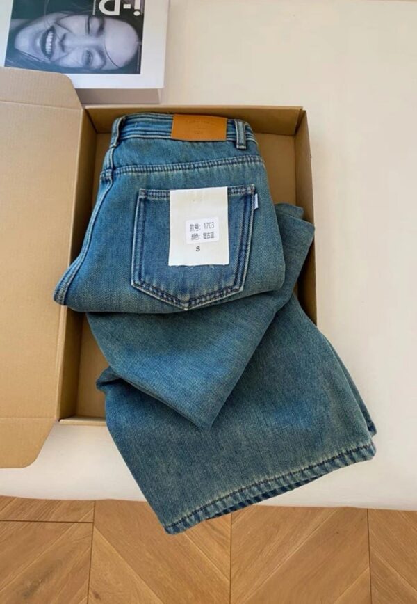 بنطلون جينز نسائي بقصة مستقيمة - أزرق داكن - (Women's Straight-leg Jeans - Dark Blue)