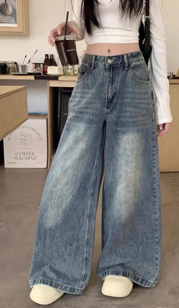 بنطلون جينز واسع فضفاض Baggy Wide-Leg Jeans