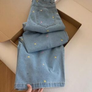 بنطلون جينز أزرق فاتح مطرز بنجوم ملونة Light Wash Star-Embroidered Jeans