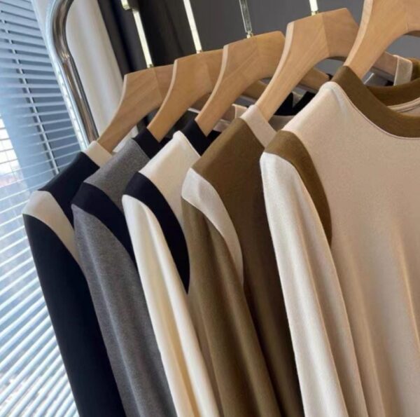⁦بلوزة طويلة Color Block - Comfort & Style Long Sleeve Top⁩ - الصورة ⁦2⁩
