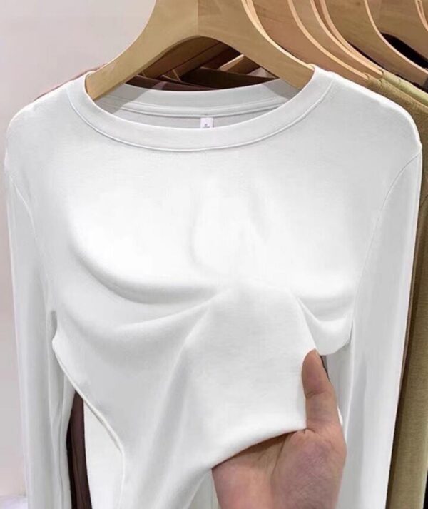 بلوزة نسائية سادة بأكمام طويلة - Basic Long Sleeve Women's Top