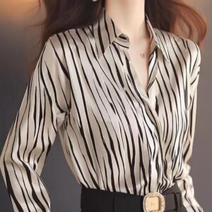 Abstract Striped Satin Shirt - قميص ساتان بطبعة مخططة مجردة