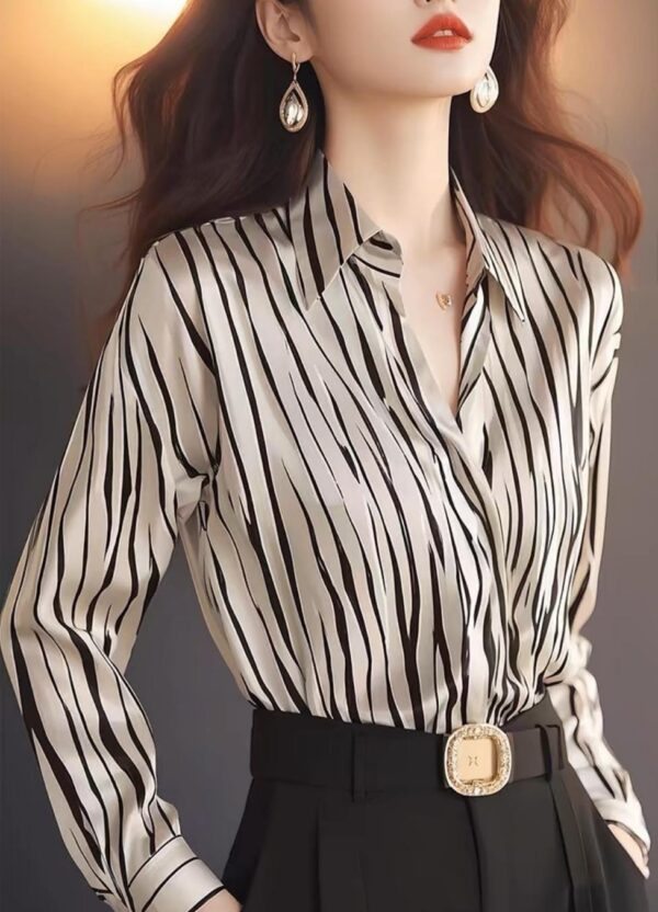 Abstract Striped Satin Shirt - قميص ساتان بطبعة مخططة مجردة