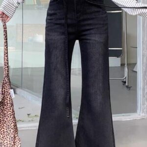 Black Flare Leg Jeans | بنطلون جينز أسود بقصة شارلستون